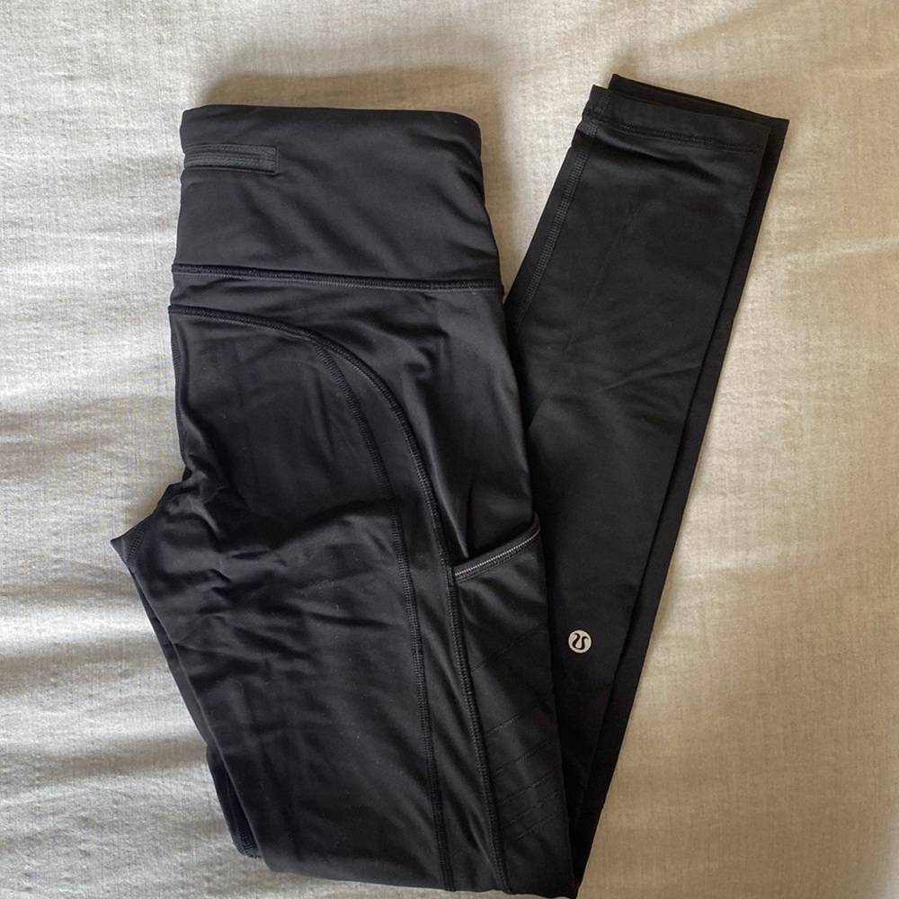 Lululemon fleece lined running reflective tight - size 6